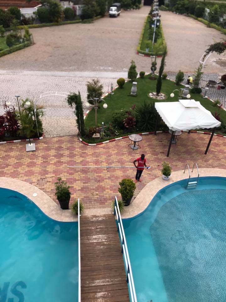 Sky Blue hotel & Espace